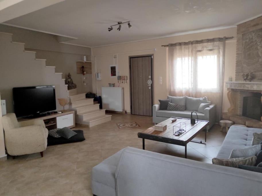 Nikos House Megara photo 2