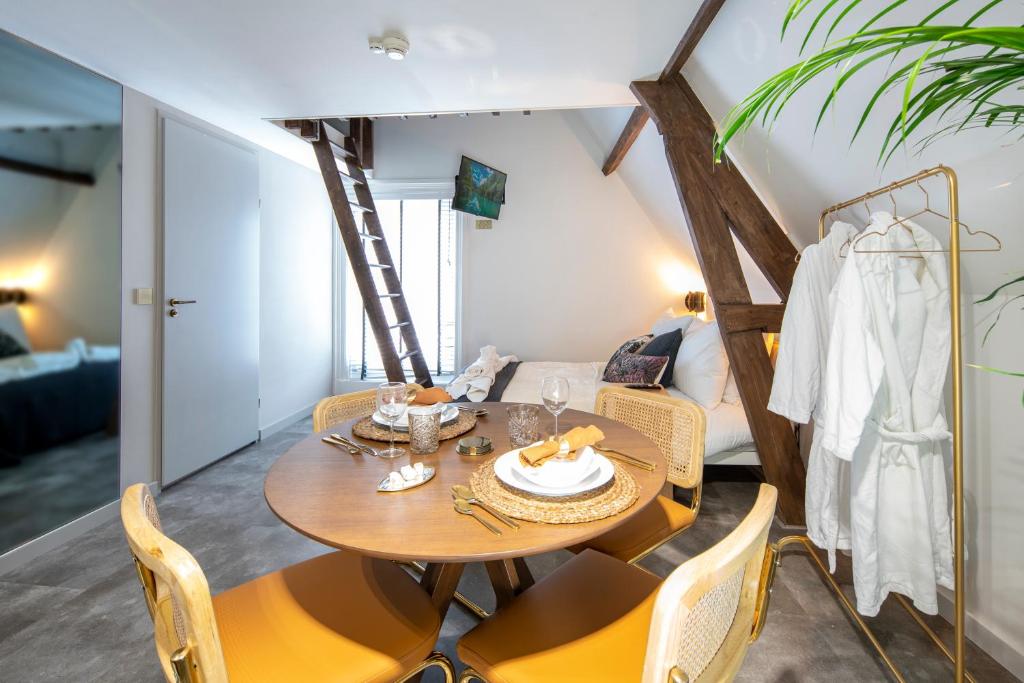 Family penthouse 7-Minutes from Rotterdam Central newly build top floor terrace photo 3