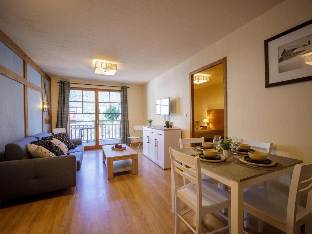 Appartement Saint-Lary-Soulan, 2 pièces, 6 personnes - FR-1-296-421 photo 1