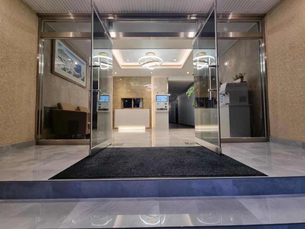 Trevi Hotel photo 4