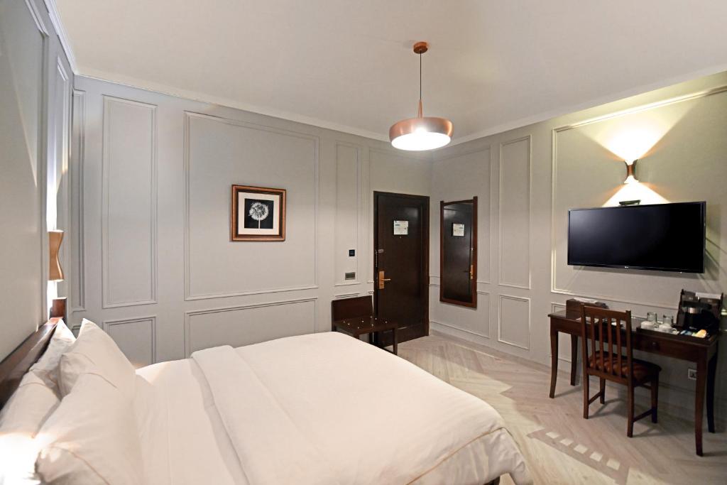 The Residency Hotel photo 1