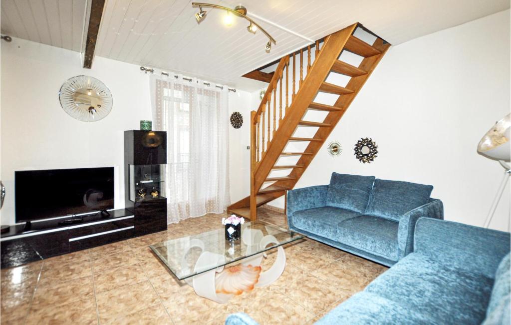 Beautiful Home In Prades With Wifi And 3 Bedrooms