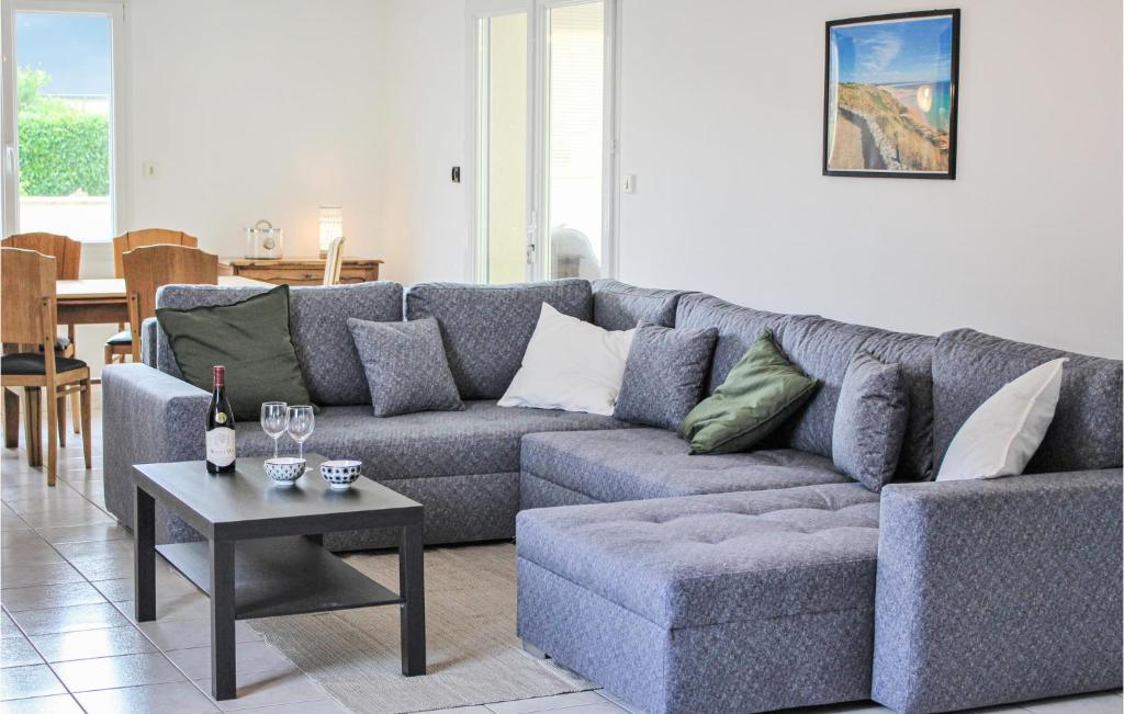 Nice Home In Sainte-mre-glise With Wifi And 3 Bedrooms photo 2