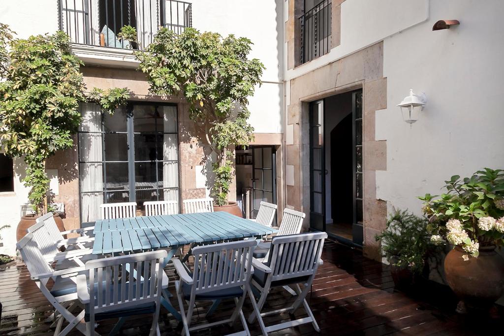 A historic XVI century beach home near Barcelona photo 1