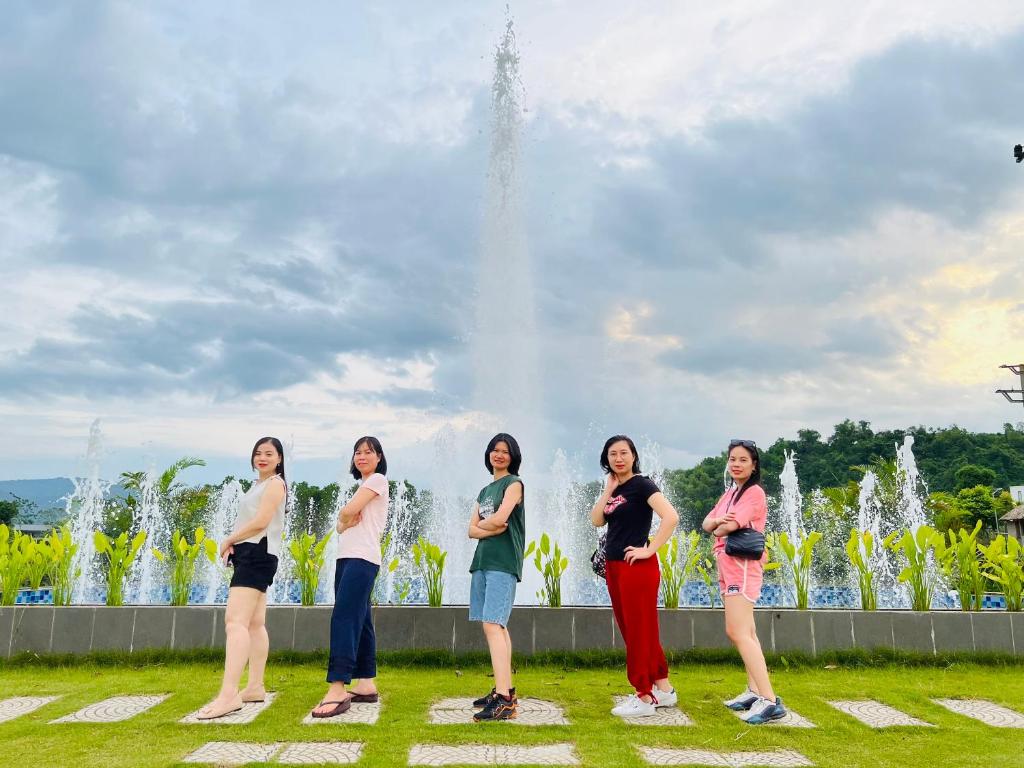 Sun Village Resort Hòa Bình