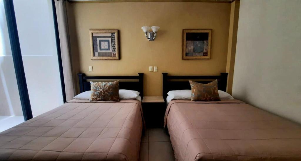 Hotel Catedral photo 2