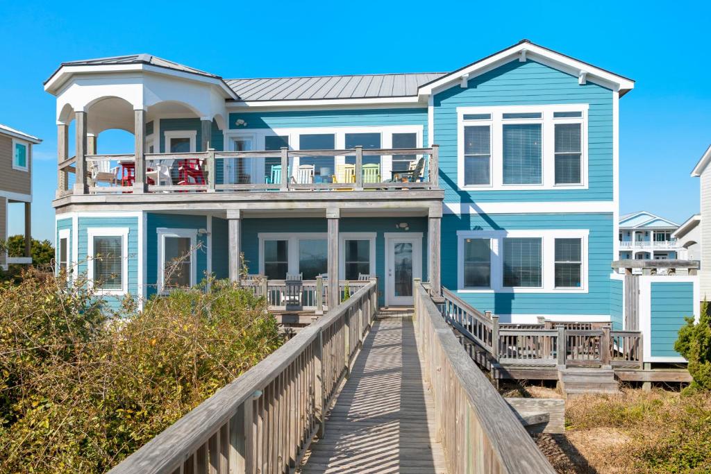 Turtle Watch Too by Oak Island Accommodations image