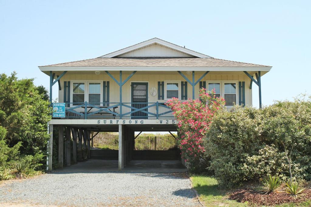 Surfsong by Oak Island Accommodations image