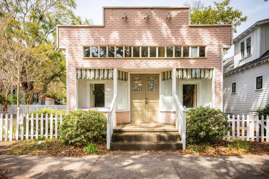 Candy Store House by Oak Island Accommodations image
