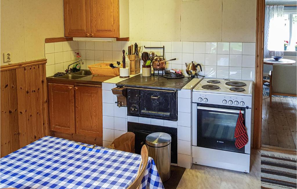 Amazing Home In Vxj With 3 Bedrooms photo 1