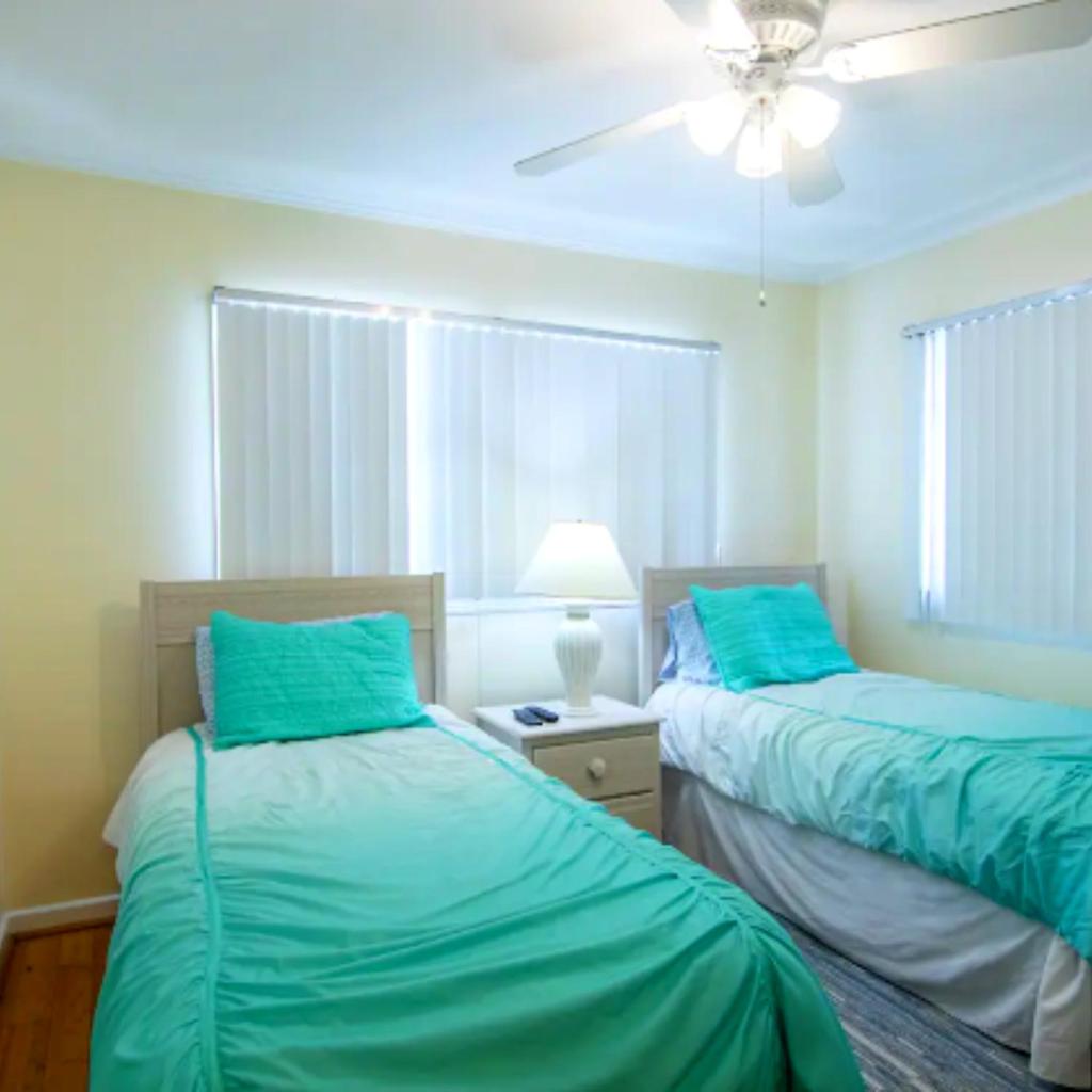 Vacation Home With Pool in siesta key sarasota photo 2