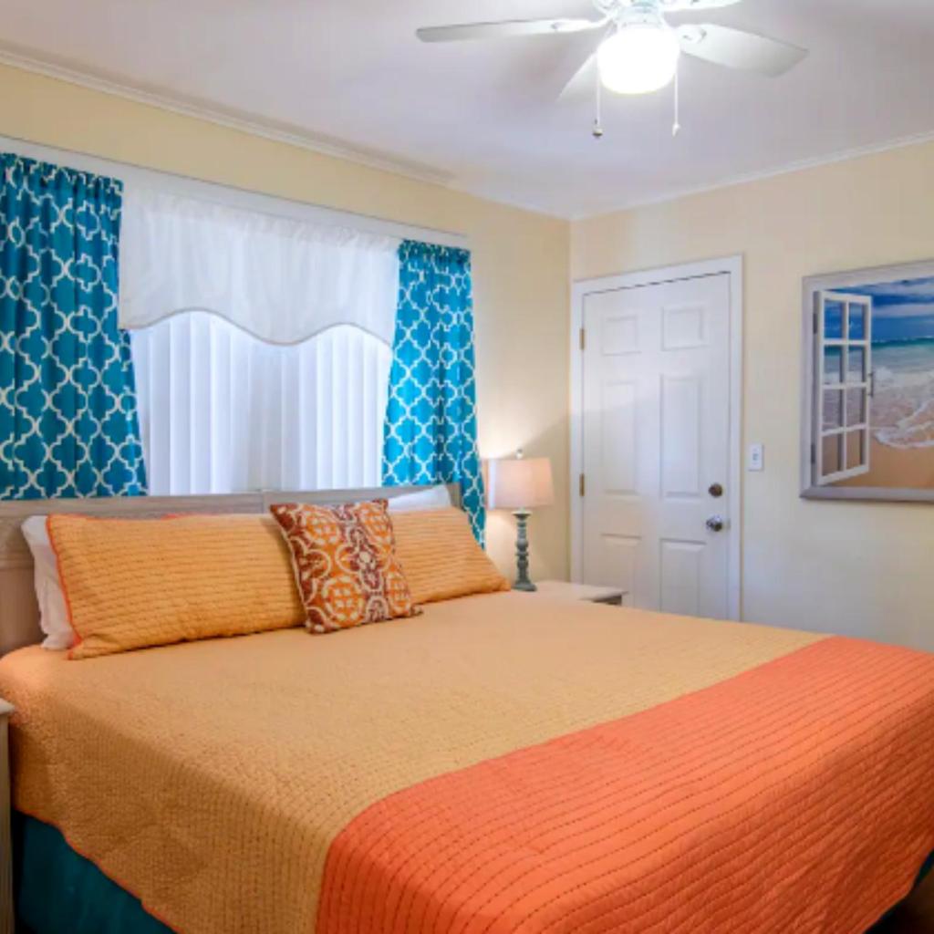 Vacation Home With Pool in siesta key sarasota photo 1