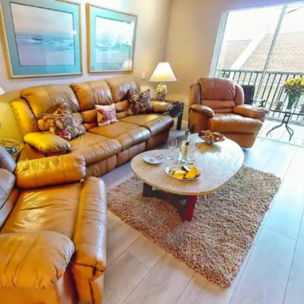 Sarasota Pool Apartment image