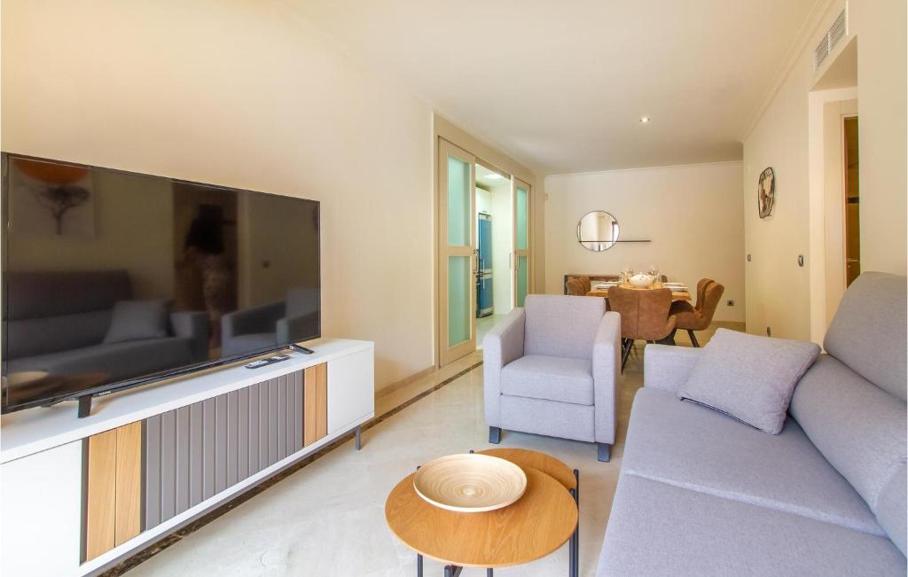 Stunning Apartment In Los Alczares With Outdoor Swimming Pool, 2 Bedrooms And Swimming Pool photo 3