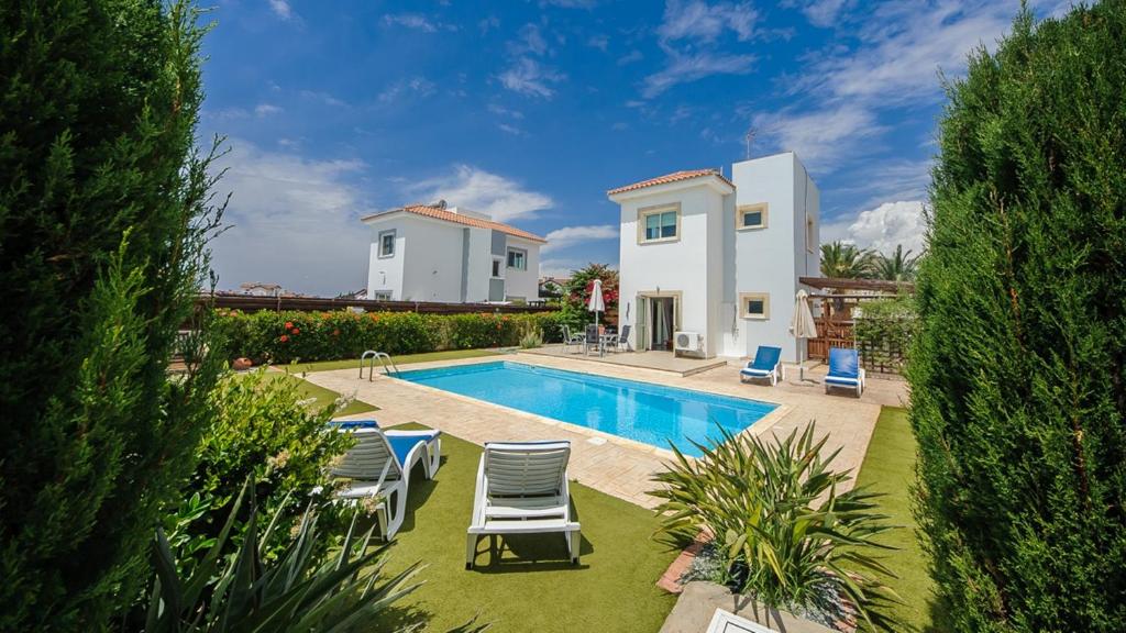 Ayia Napa Holiday Villa 036 photo 1