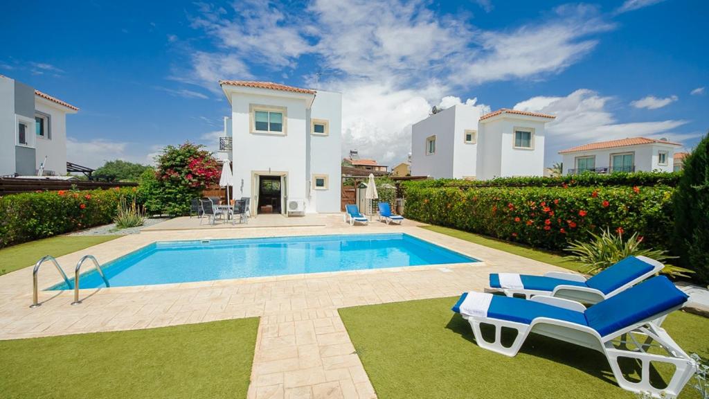 Ayia Napa Holiday Villa 036 photo 3