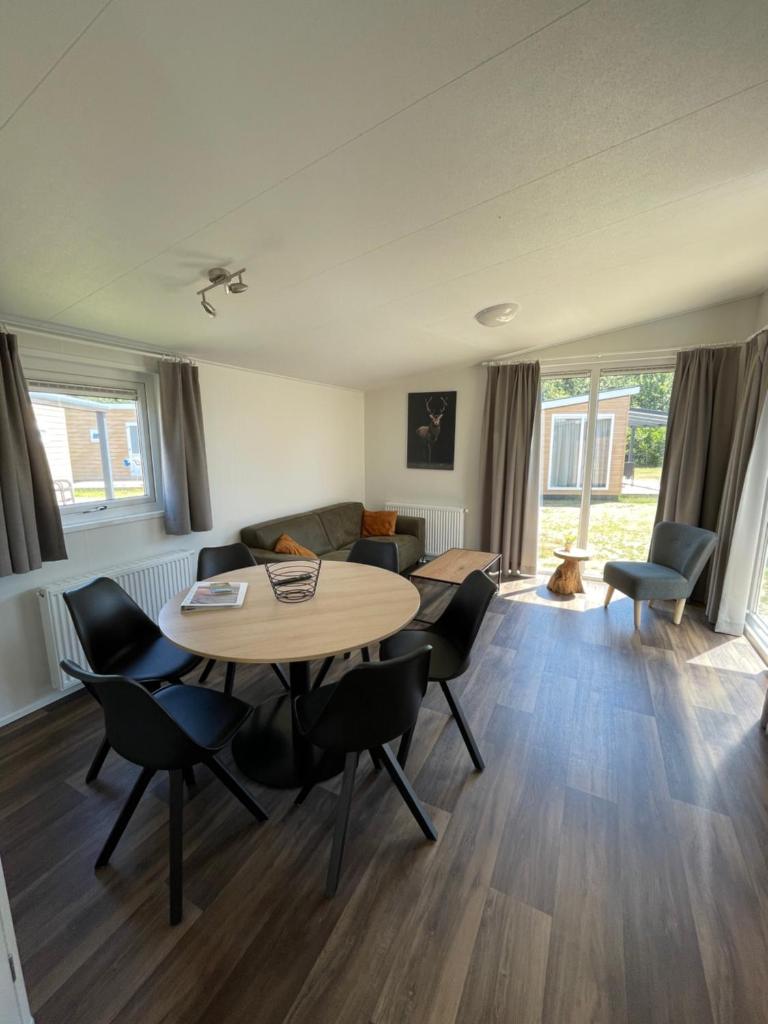 Camping de Duinhoeve Chalet Zeeland not for companies photo 4