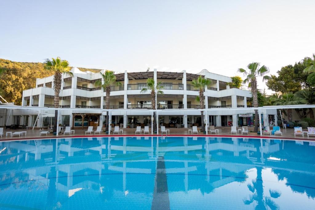 Latanya Park Resort photo 3