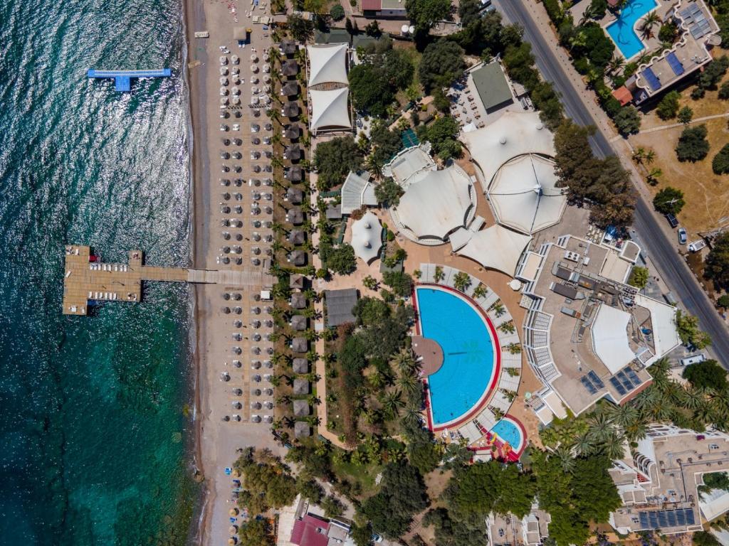 Latanya Park Resort photo 4