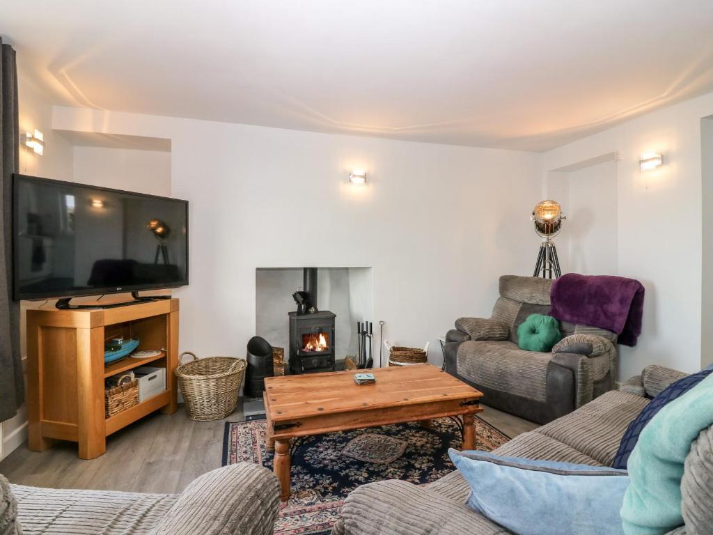 Dolphin Cottage photo 3