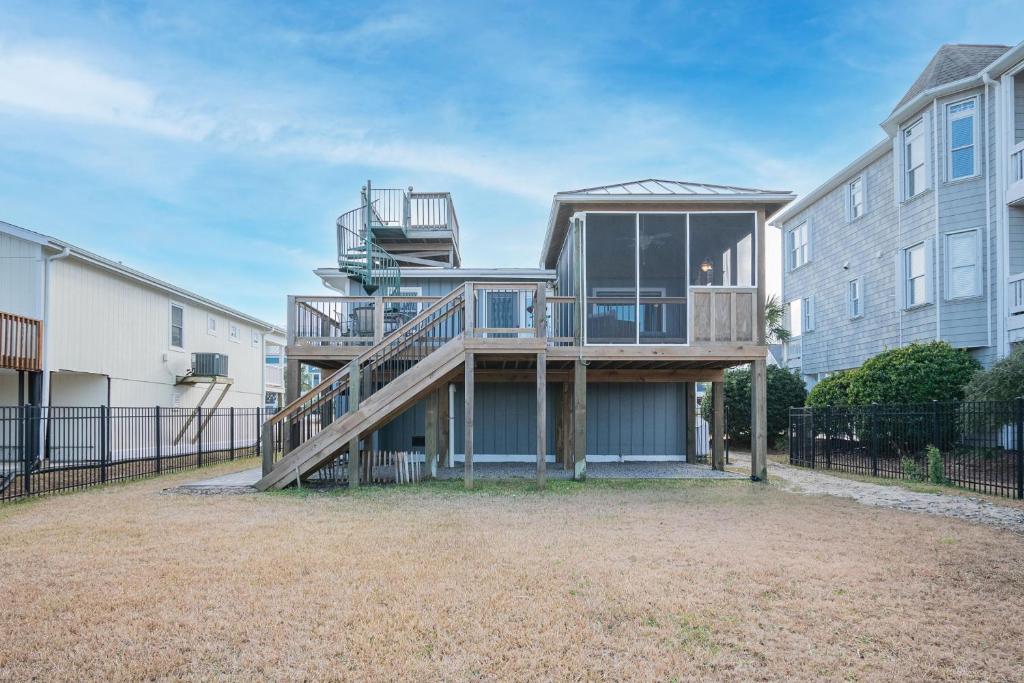 Here and Now by Oak Island Accommodations image