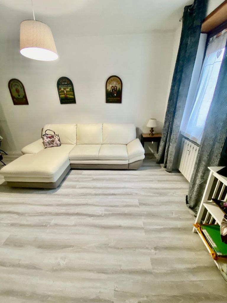 Appartamento Lella zona Terme Centro e vicino Villa Igea sito in Via Emilia 29 photo 3