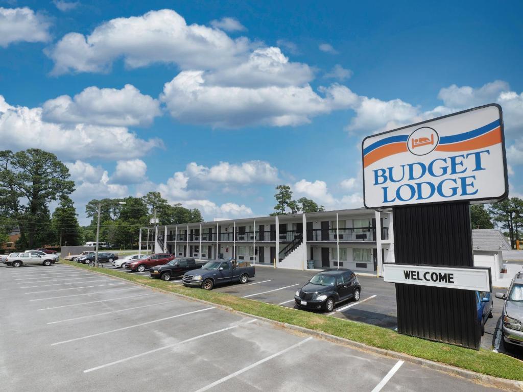Budget Lodge image