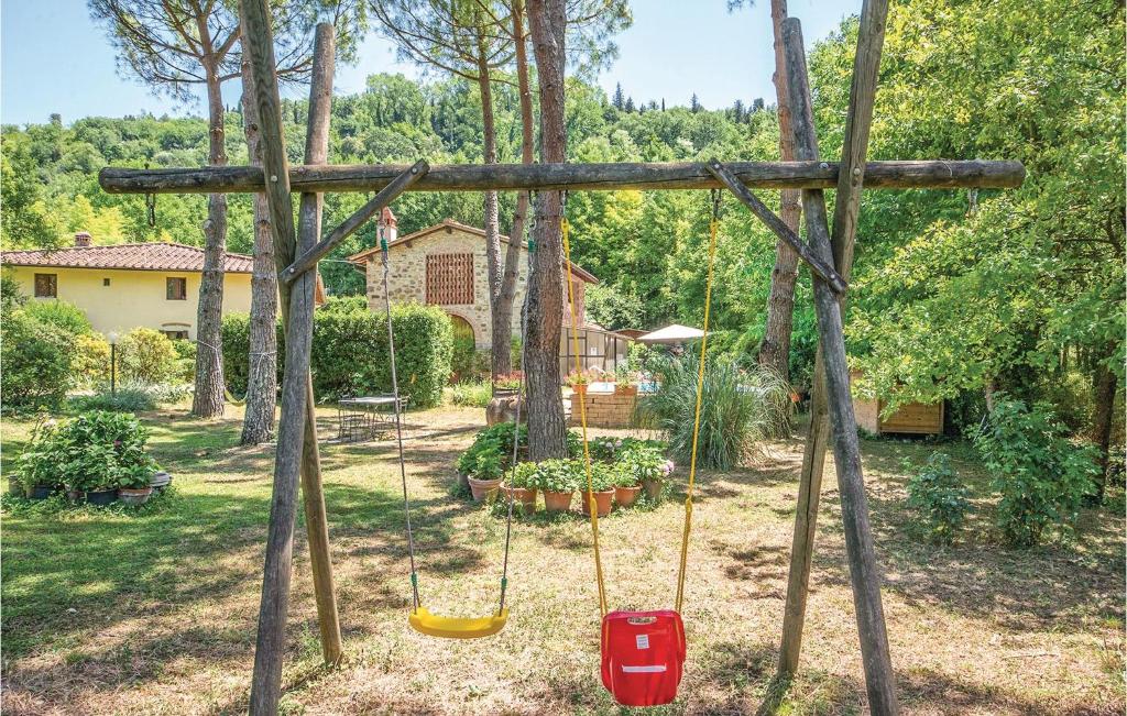 Stunning Home In Molino Del Piano Fi With 2 Bedrooms, Wifi And Outdoor Swimming Pool photo 4