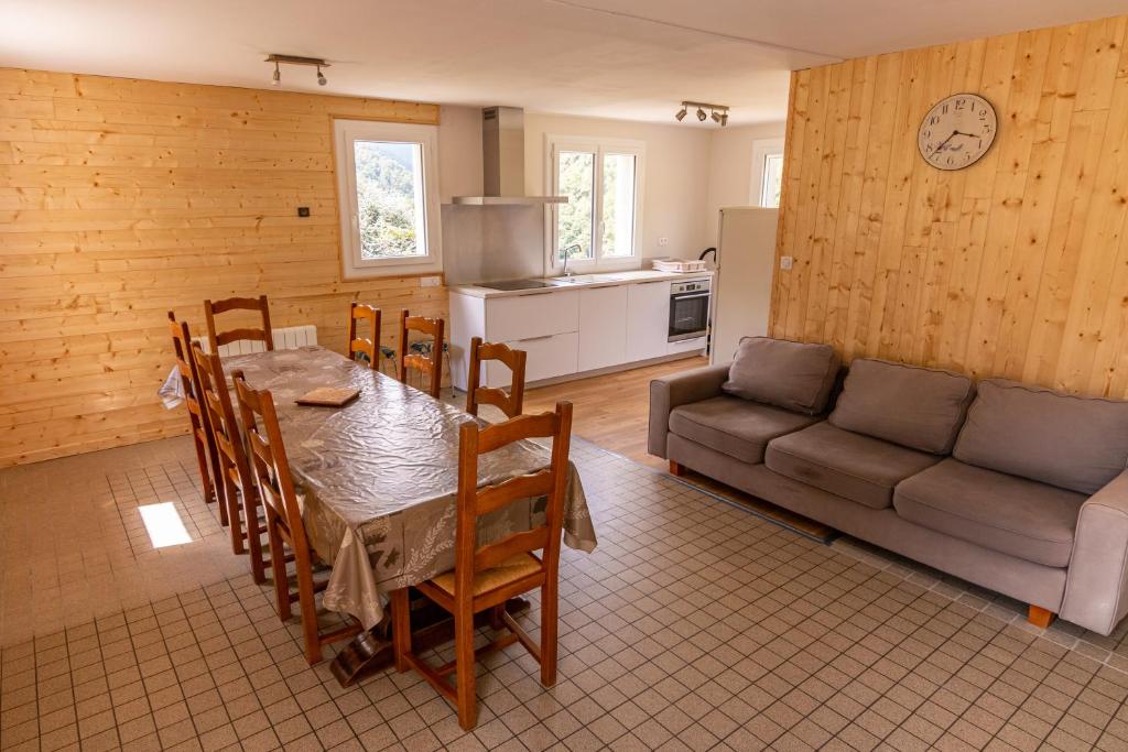 Gite 6 personnes avec terrasse photo 4