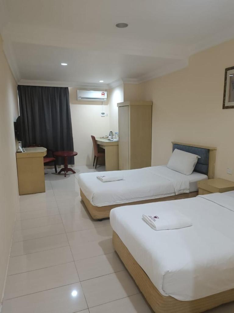 HOTEL AMBASSADOR 2 photo 4