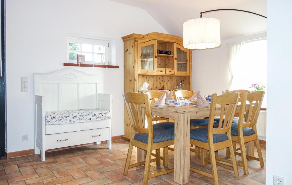 Nice Apartment In Detern With Wifi And 1 Bedrooms photo 3