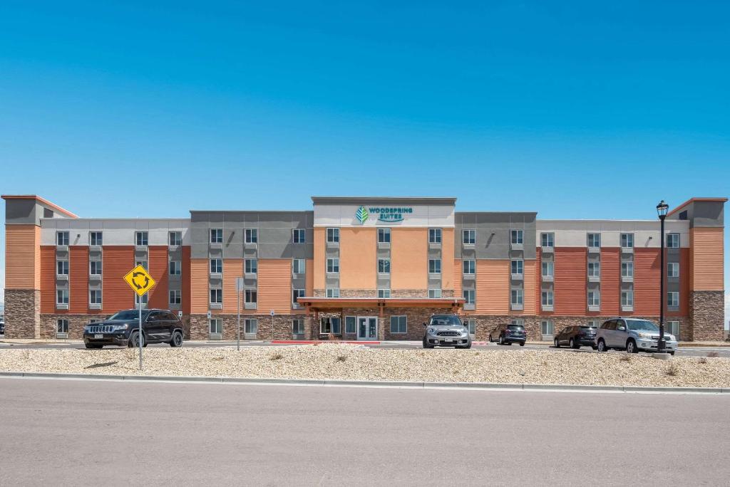WoodSpring Suites Colorado Springs North - Air Force Academy photo 2