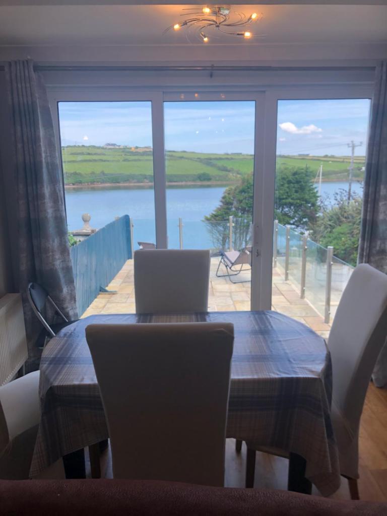 Centrally located coastal townhouse Belmullet photo 2