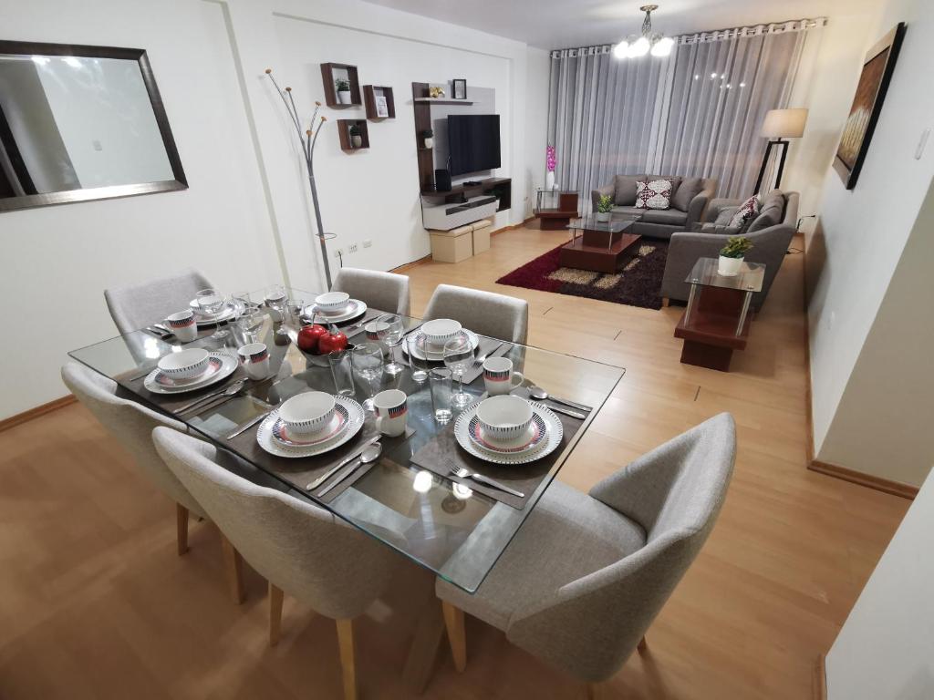 Departamento Miraflores del Jardín. photo 1