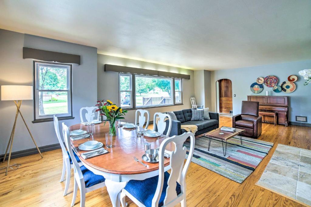 Cozy Abode about 3 Mi to Indiana Dunes Natl Park photo 3