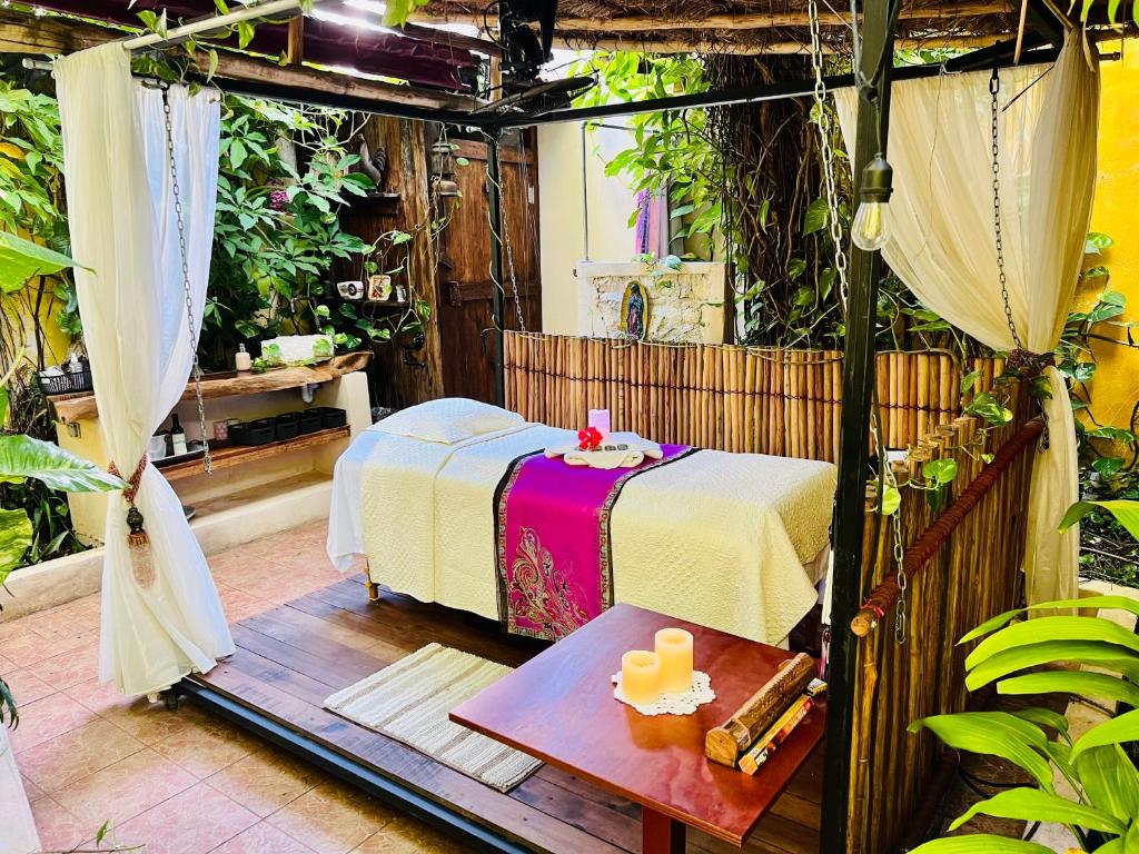 Hacienda Boutique B&B and Spa Solo Adultos photo 1