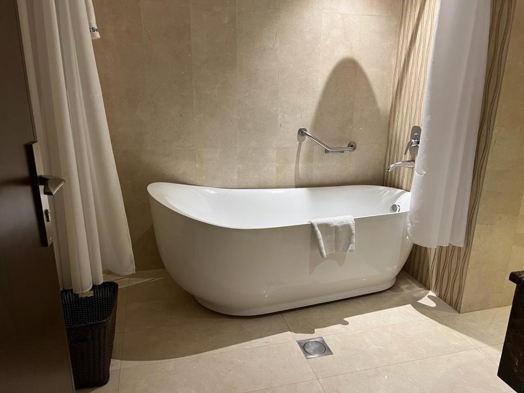 Swiss In Tabuk Hotel photo 2