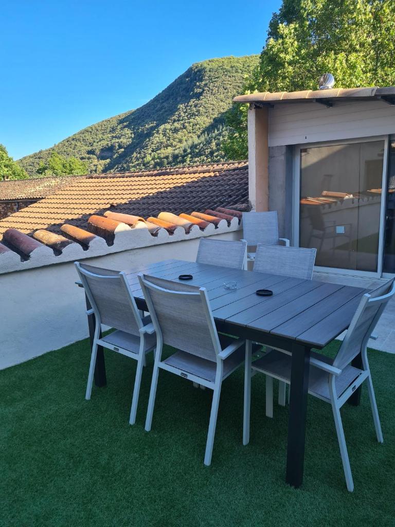Magnifique appartement avec terrasse photo 4