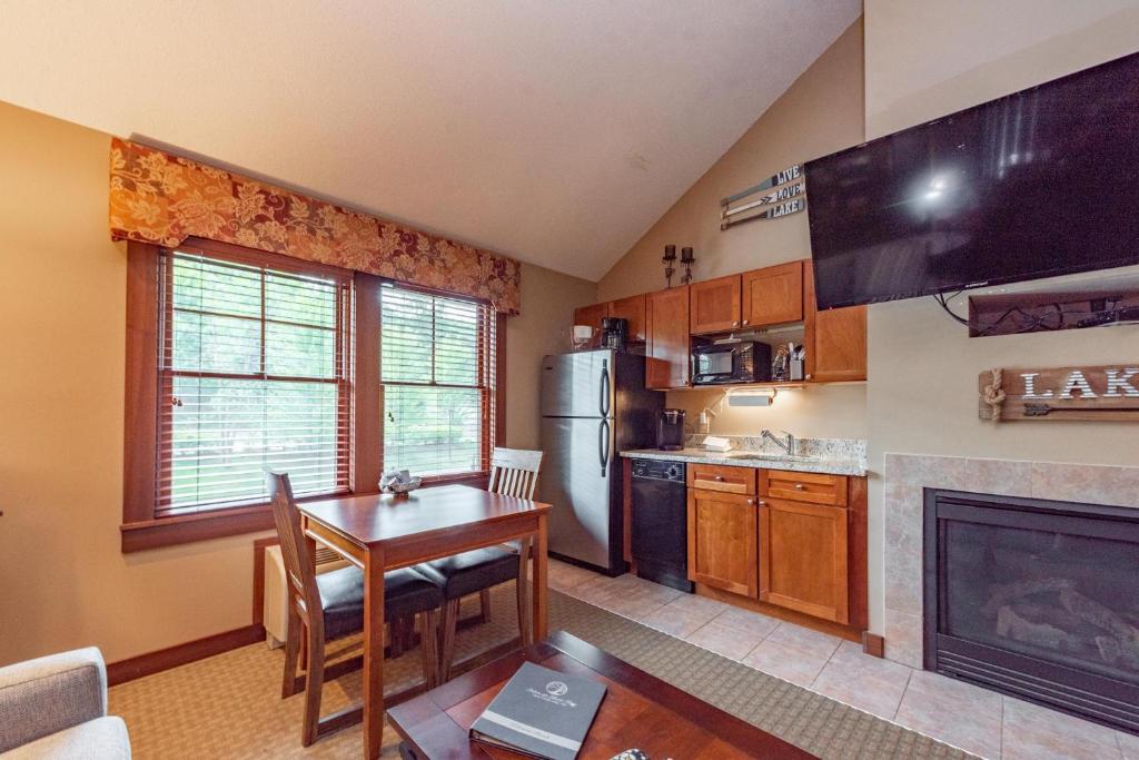 A314 Studio & Loft Standard View photo 2