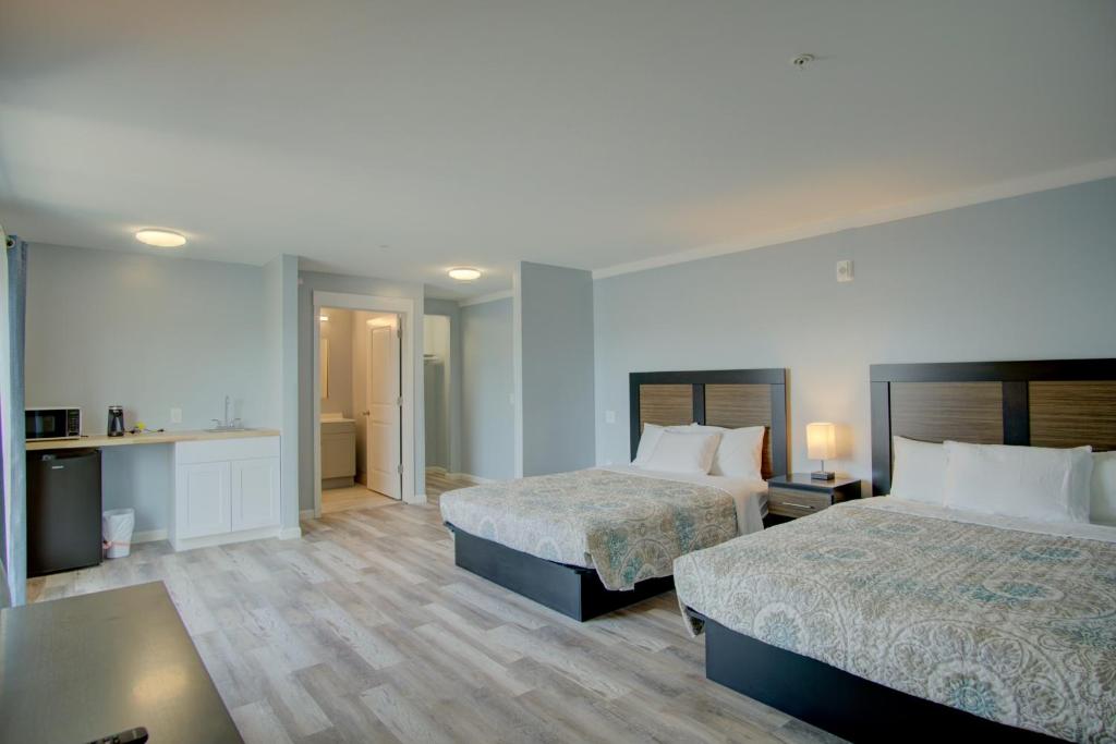 Dhimas Bayview Suites photo 2