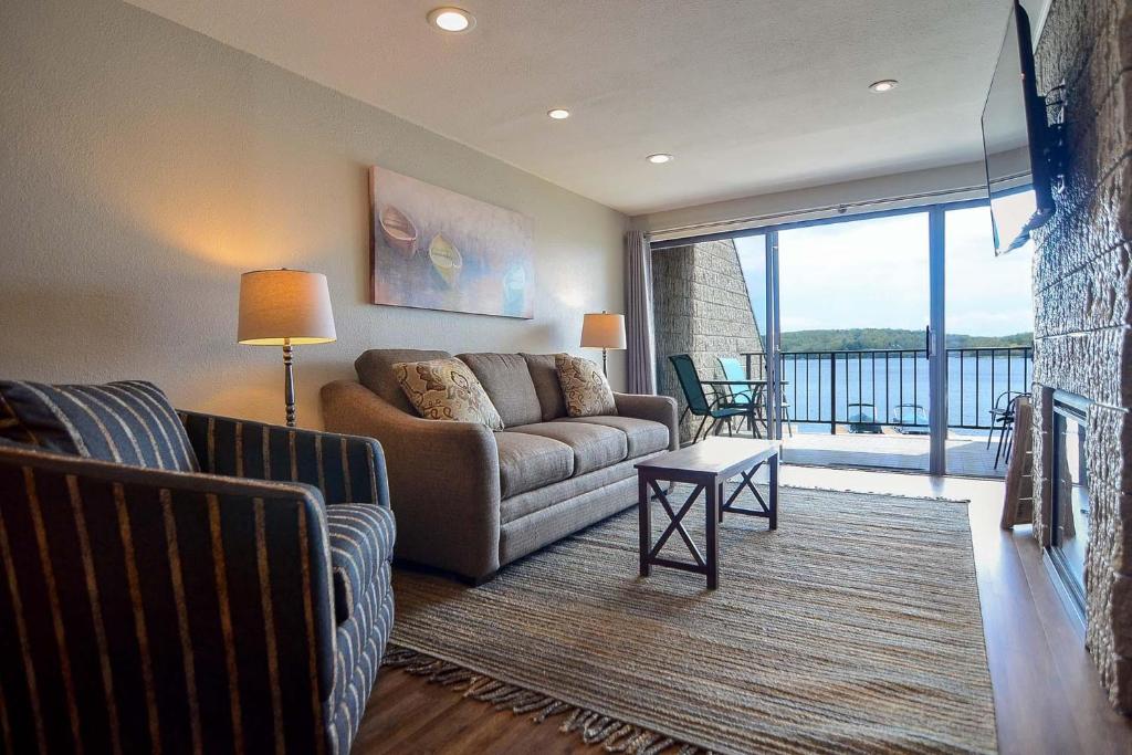 202B One Bedroom One Bath image