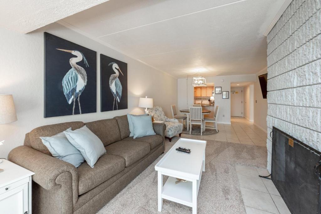 207B One Bedroom One Bath image