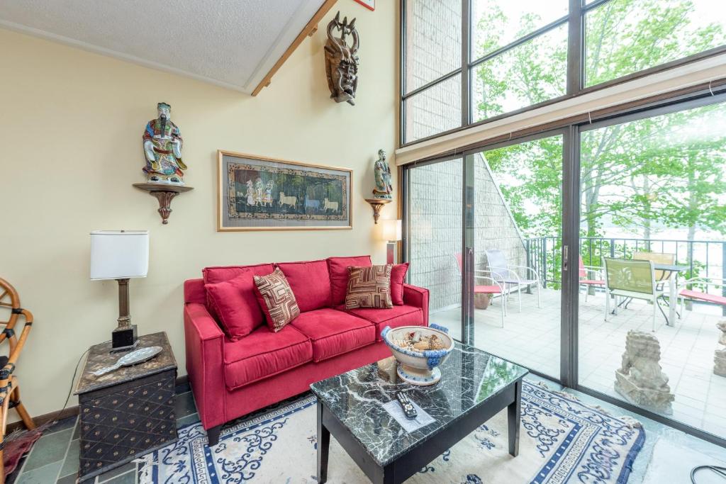 307C One Bedroom One Bath image