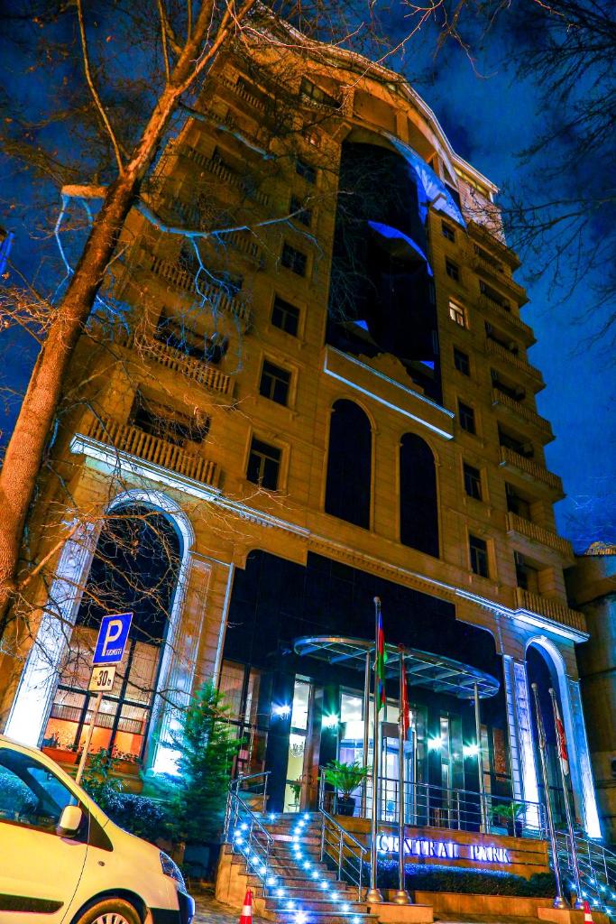 Central Park Hotel - Tap to explore photos