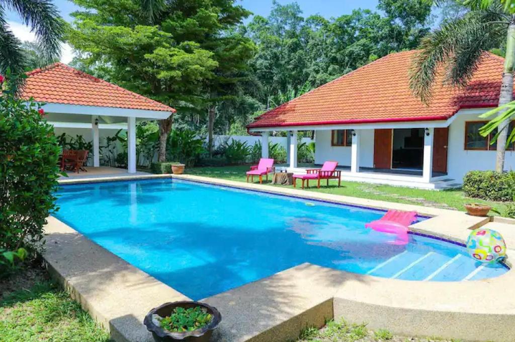 Garden Villa Paklok