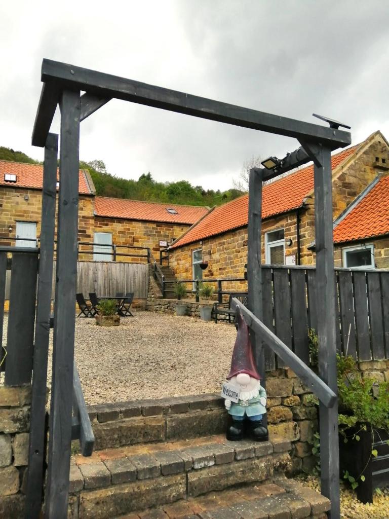 Luddie's Country Cottages - Rose Cottage photo 4