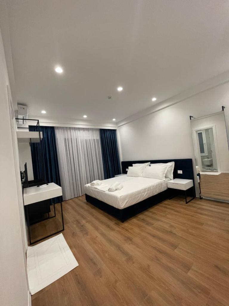 SEA & LAKE VIEW VILLA photo 4