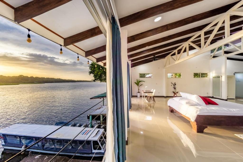 The Babylon Suite Tortuguero photo 2
