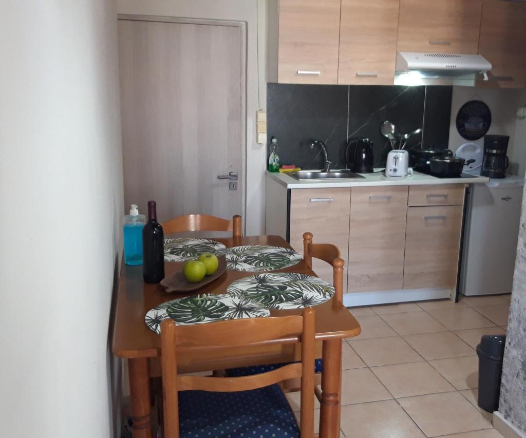 Holiday House by the sea 3 photo 1