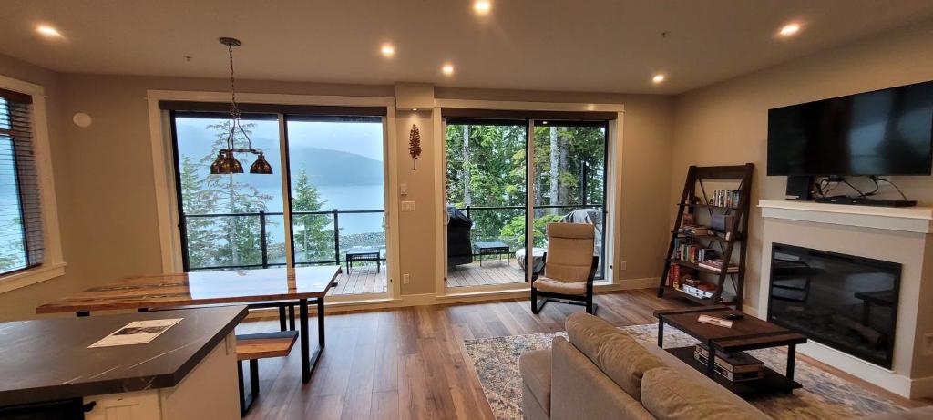 Halibut Hideaway photo 4